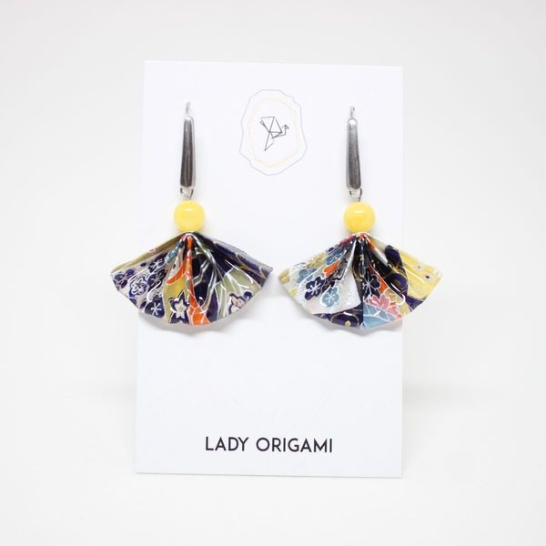 Boucles d'oreilles éventails pliés multicolores et perles jaunes