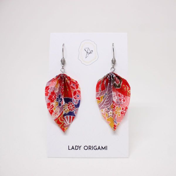 Boucles d'oreilles feuilles pliées, papier rouge multicolore